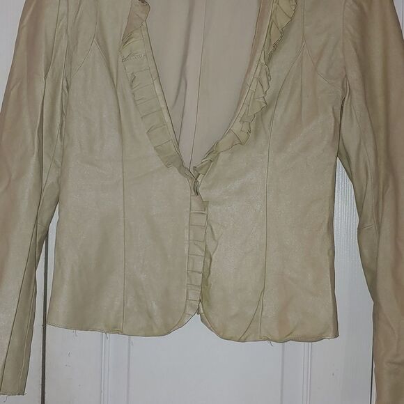 White House  Black Market  cream light weight  leather jacket Sz XS - Picture 2 of 6